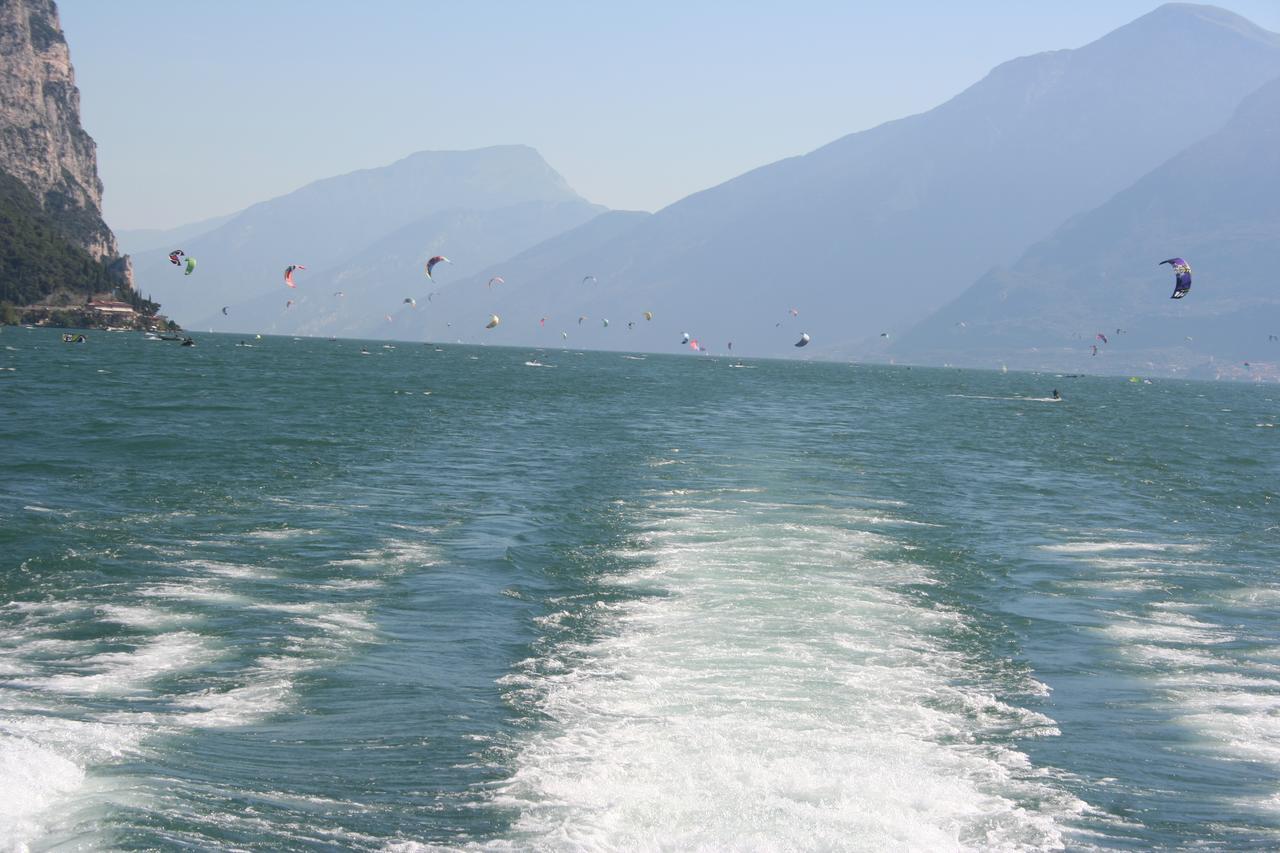Casa Vacanze Regina Del Lago Tremosine Bagian luar foto