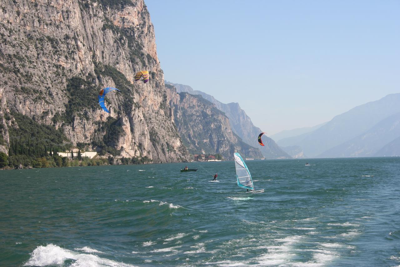 Casa Vacanze Regina Del Lago Tremosine Bagian luar foto